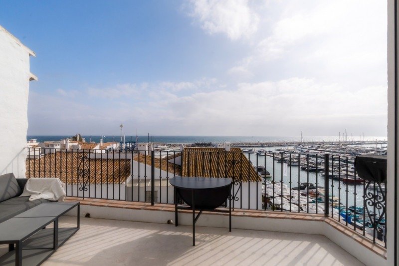 Apartment in Puerto Banus, Marbella, Spain 1 - 17497583