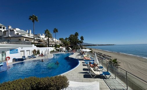 Apartamento en Estepona, Andalucía, España 1