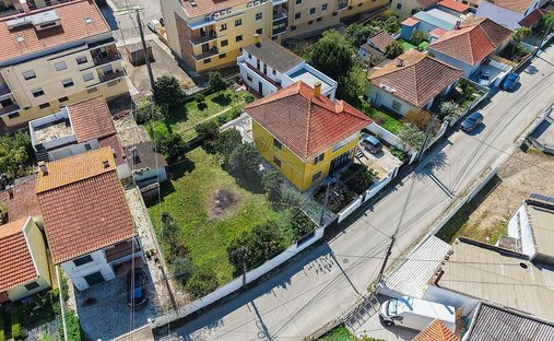 House in Arruda dos Vinhos, Lisbon, Portugal 1