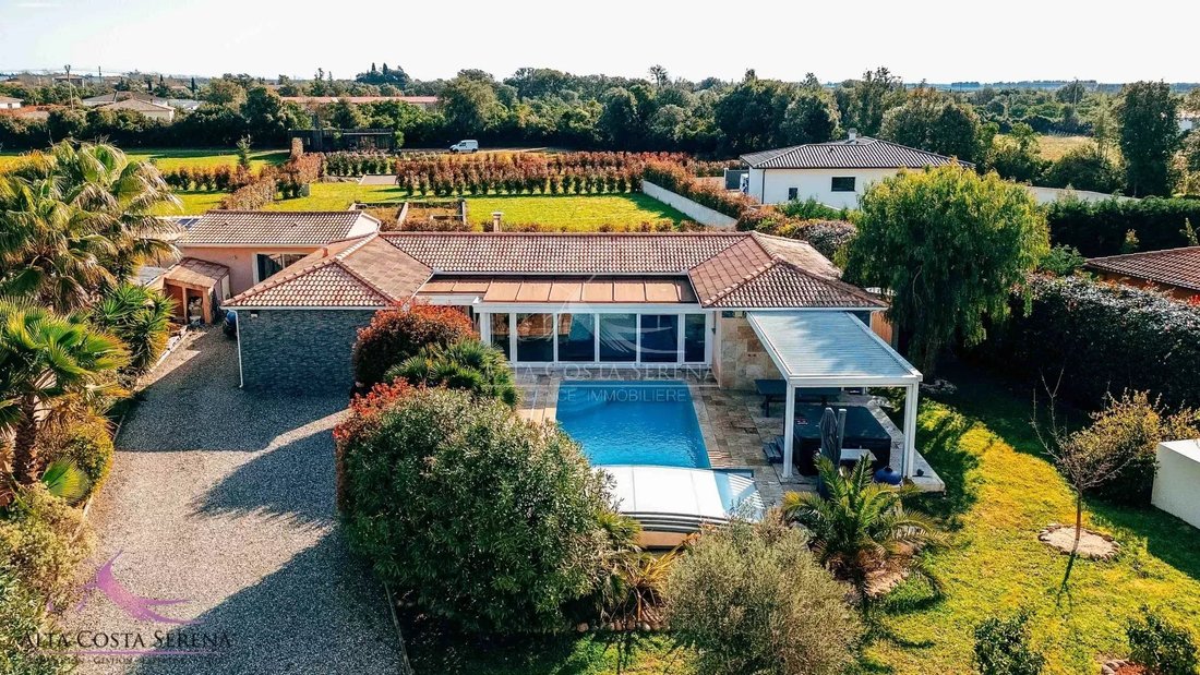 House in Ghisonaccia, Corsica, France 1 - 17494576