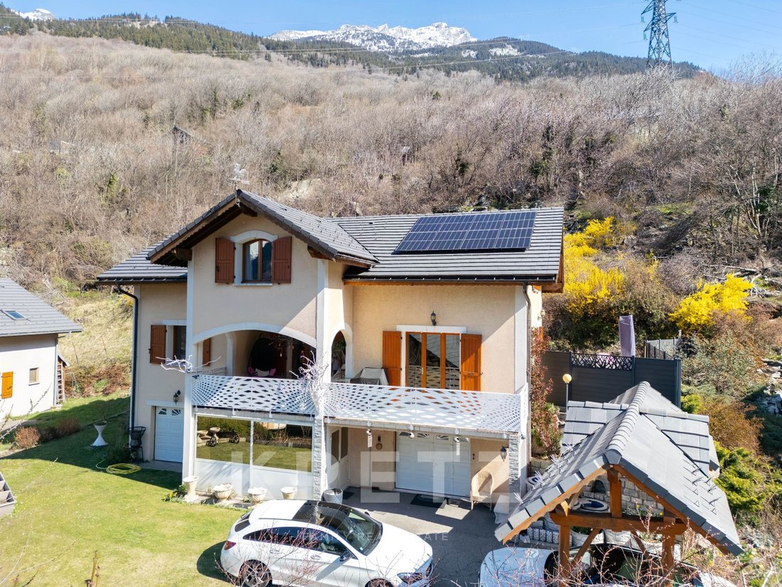 House in Orelle, Auvergne-Rhône-Alpes, France 1 - 17494810
