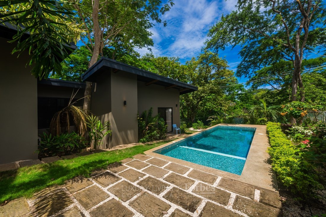 Condo in Tamarindo, Guanacaste Province, Costa Rica 1 - 17494865