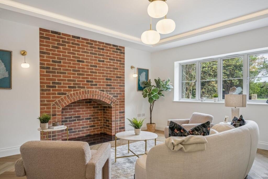 House in Tatling End, Gerrards Cross, England 5 - 17495846
