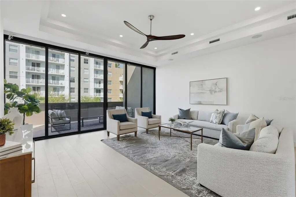 House in St. Petersburg, Florida, United States 3 - 17498472