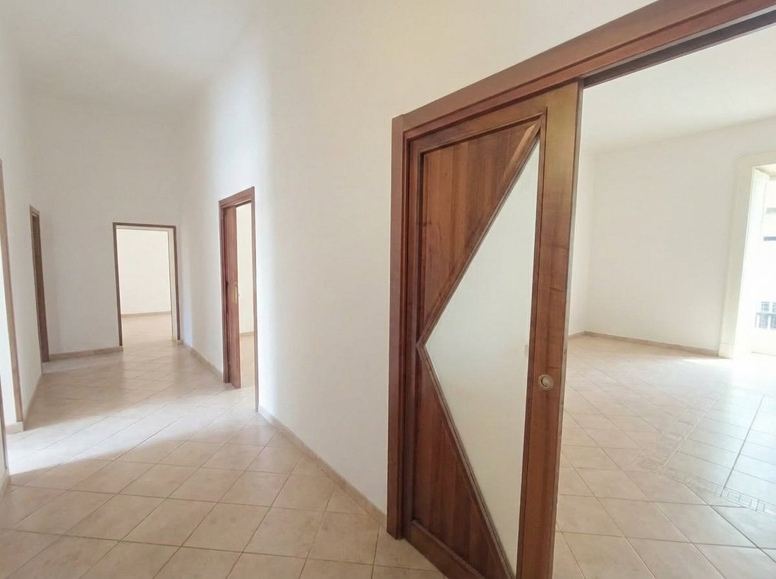 Apartment in Naples, Campania, Italy 3 - 17014533