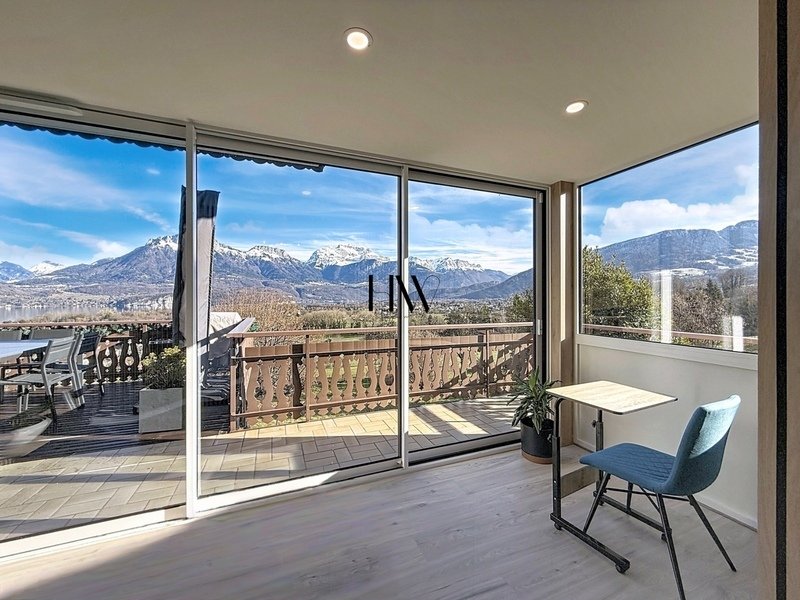 Chalet in Sévrier, Auvergne-Rhône-Alpes, France 1 - 17497805