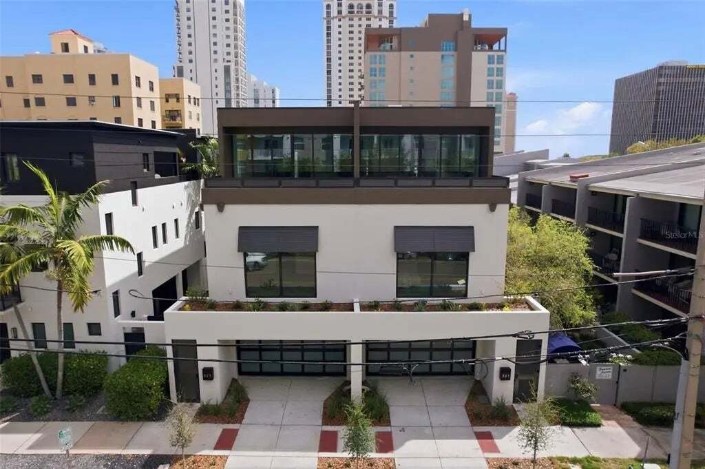 House in St. Petersburg, Florida, United States 1 - 17498472