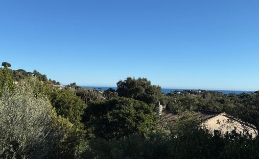 House in Nord, Cavalaire-sur-Mer, France 1