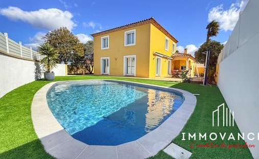 House in Centre Ville, Mauguio, France 1