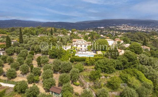 House in Grasse, Provence-Alpes-Côte d'Azur, France 1