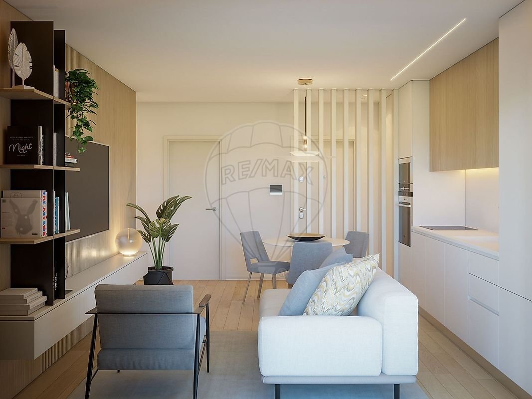 Apartment in Santo António dos Cavaleiros, Lisbon, Portugal 4 - 17494640