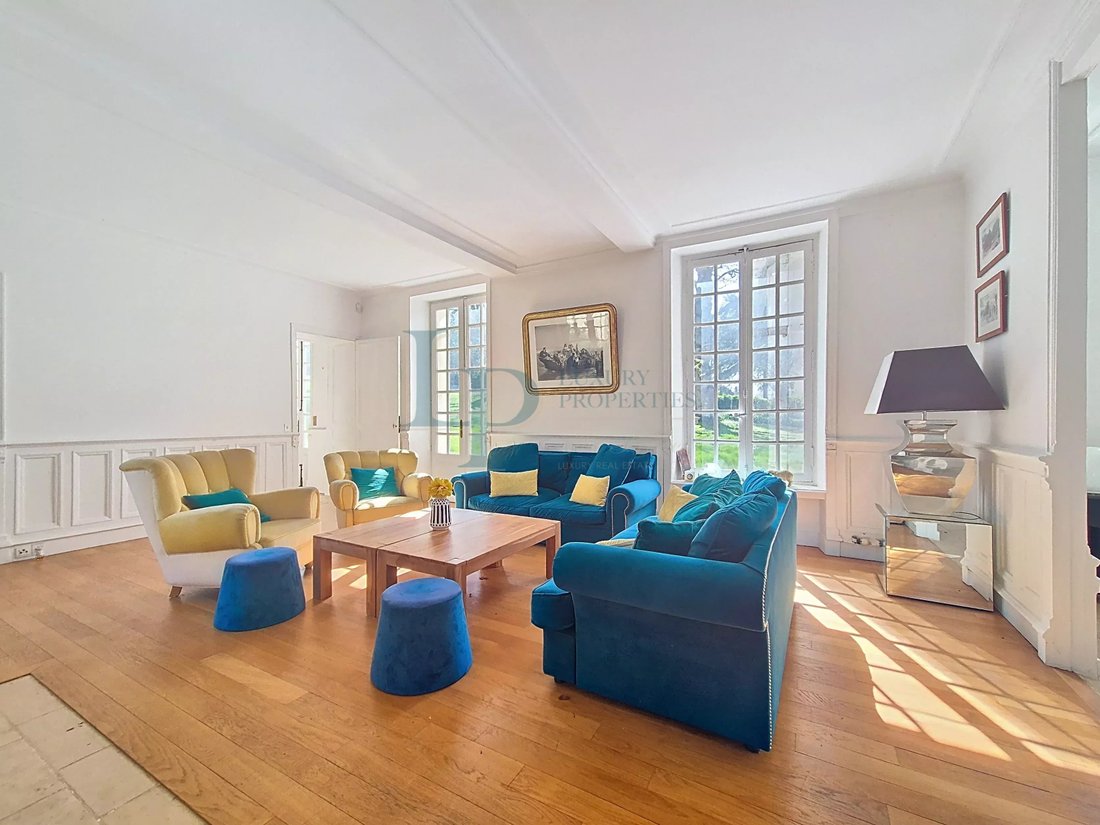 Estate in Blainville-sur-Orne, Normandy, France 3 - 17494729