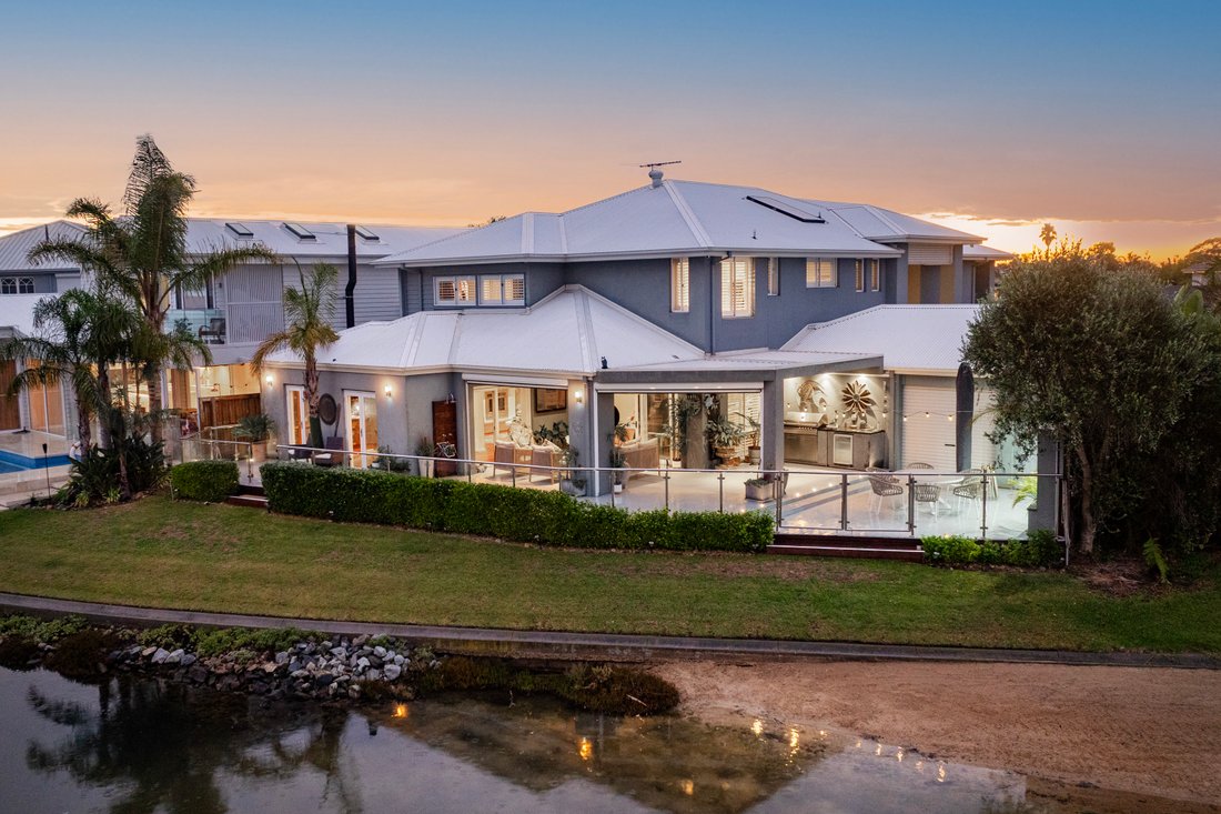 House in Patterson Lakes, Victoria, Australia 2 - 17498332