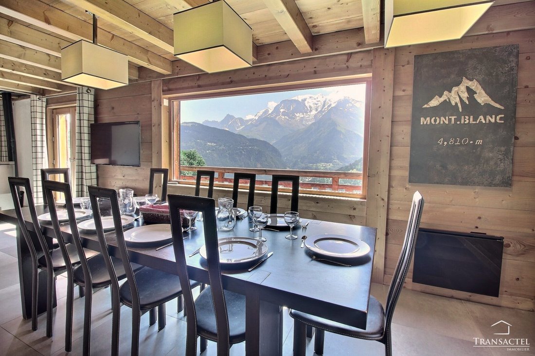 Chalet in Saint-Gervais-les-Bains, Auvergne-Rhône-Alpes, France 5 - 17494223