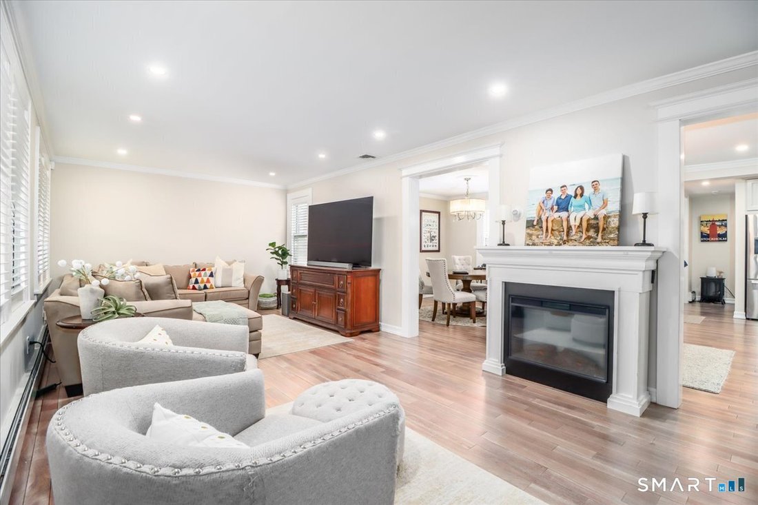House in Stamford, Connecticut, United States 4 - 17497384