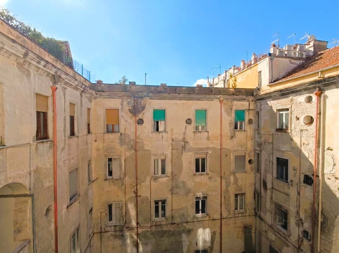 Apartment in Naples, Campania, Italy 2 - 17014533