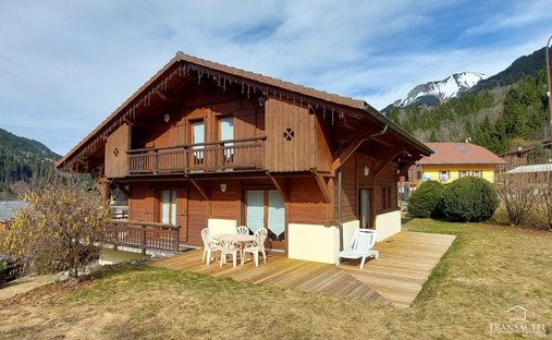 Chalet in Les Contamines-Montjoie, Auvergne-Rhone-Alpen, Frankreich 1
