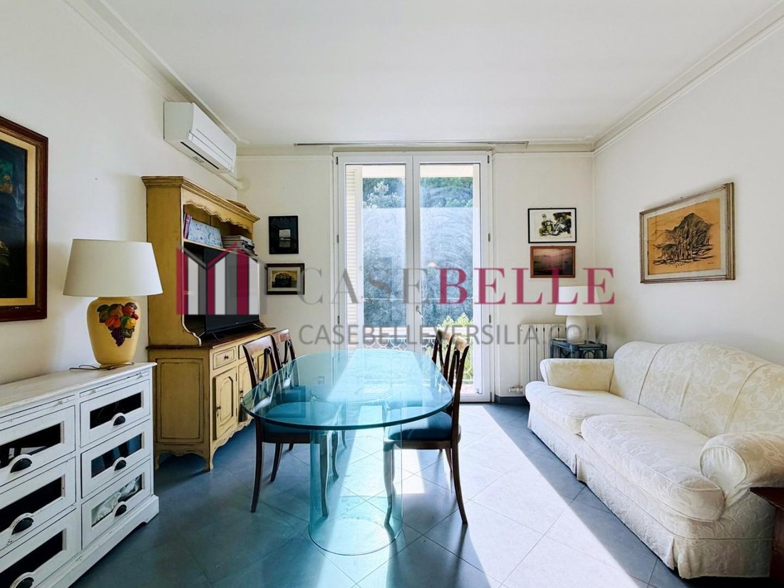 Penthouse in Motrone, Pietrasanta, Italy 3 - 17497611
