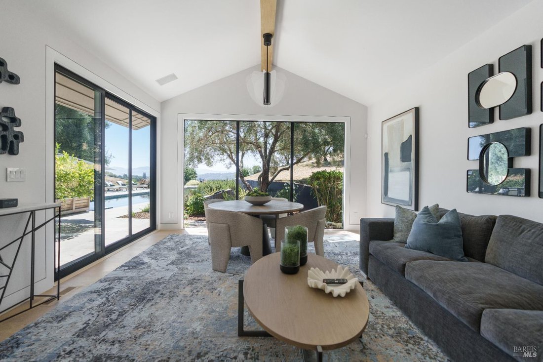 Co Op in Napa, California, United States 3 - 17497416