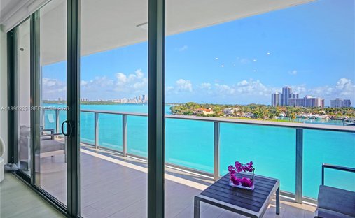 Condo in Bal Harbour, Florida, United States 1