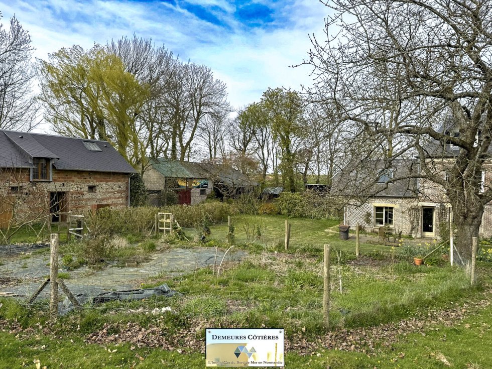 Estate in Bordeaux-Saint-Clair, Normandy, France 4 - 17494132