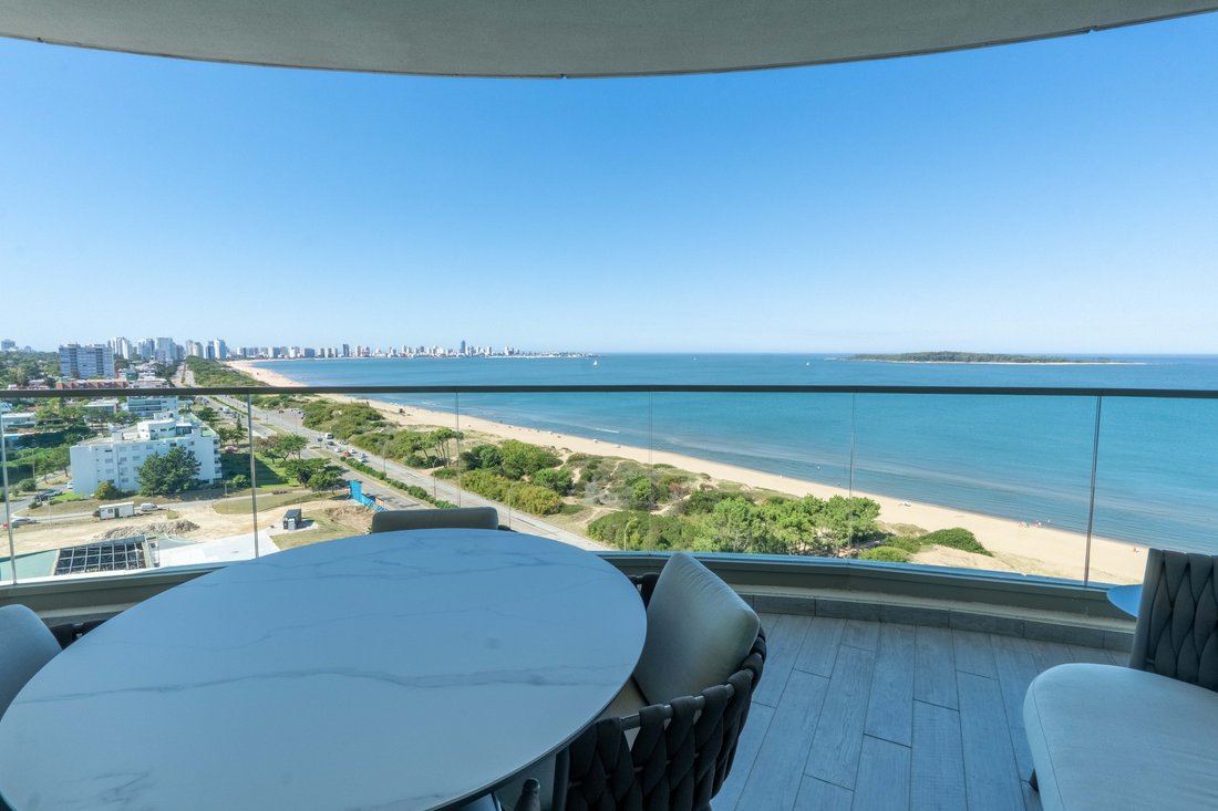 Apartment in Punta del Este, Maldonado Department, Uruguay 1 - 17496372