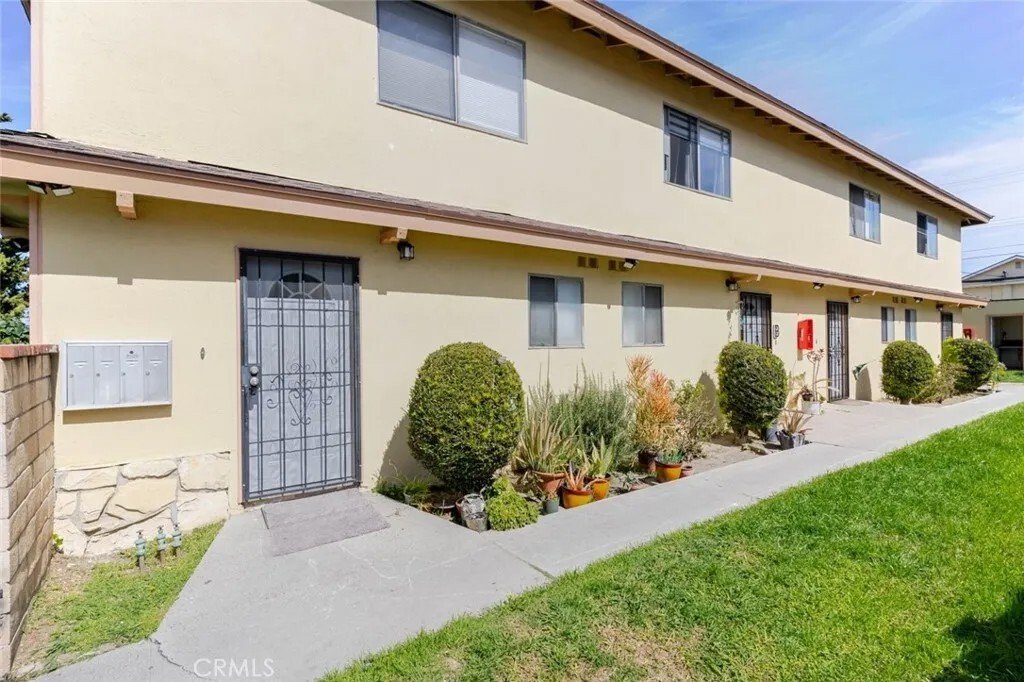 Condo in Whittier, California, United States 3 - 17493078