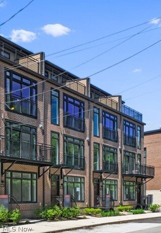Townhouse in Cleveland, Ohio, United States 2 - 17495658