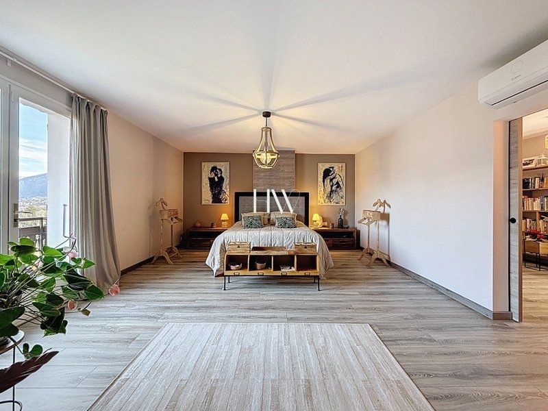 Chalet in Sévrier, Auvergne-Rhône-Alpes, France 2 - 17497805