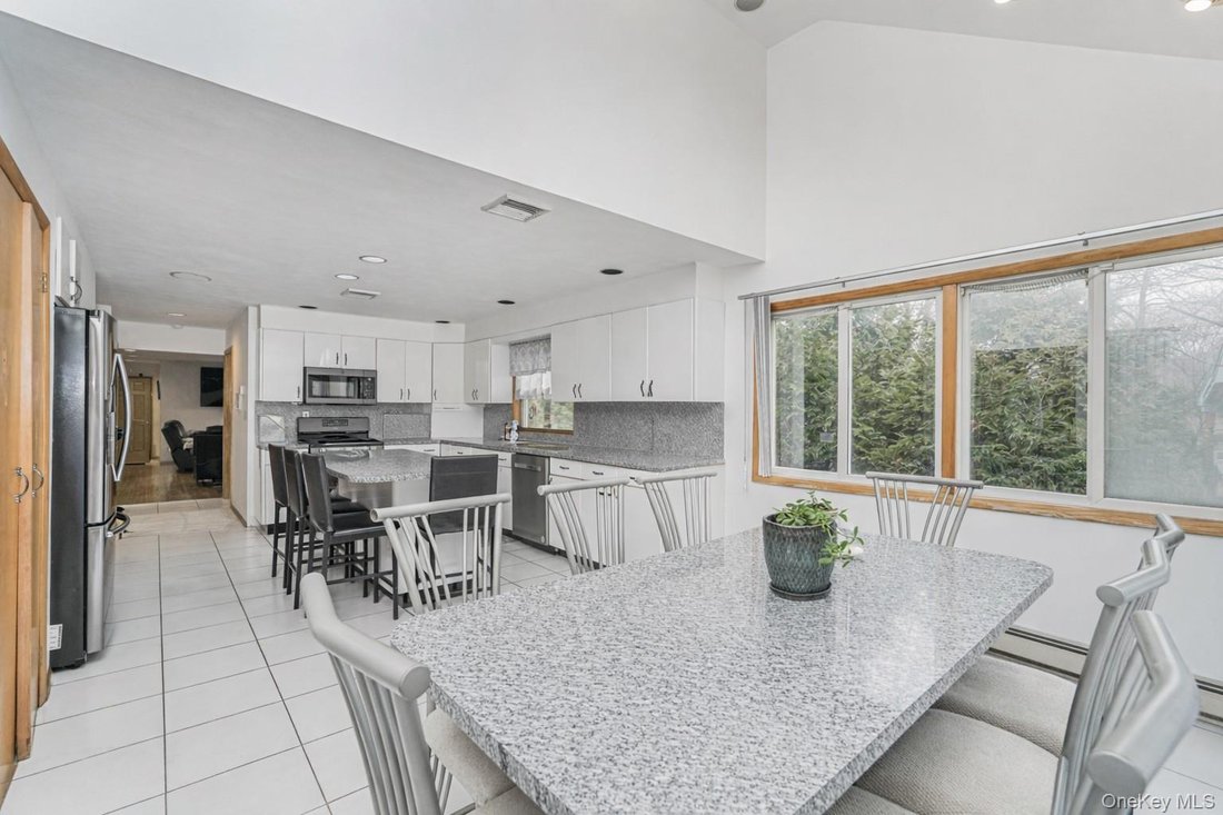 House in New York, New York, United States 5 - 17496515