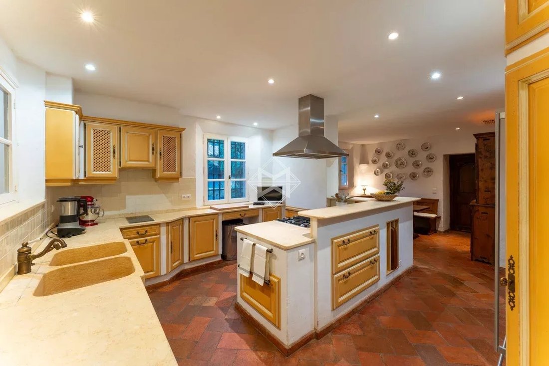 Villa in Est, Cogolin, France 4 - 15302076