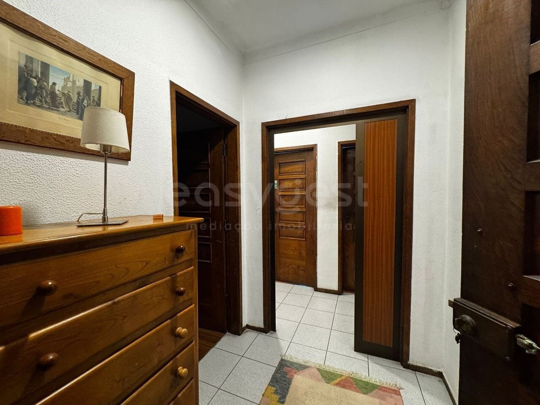 Apartment in Santo Antonio dos Olivais, Coimbra District, Portugal 5 - 17494852
