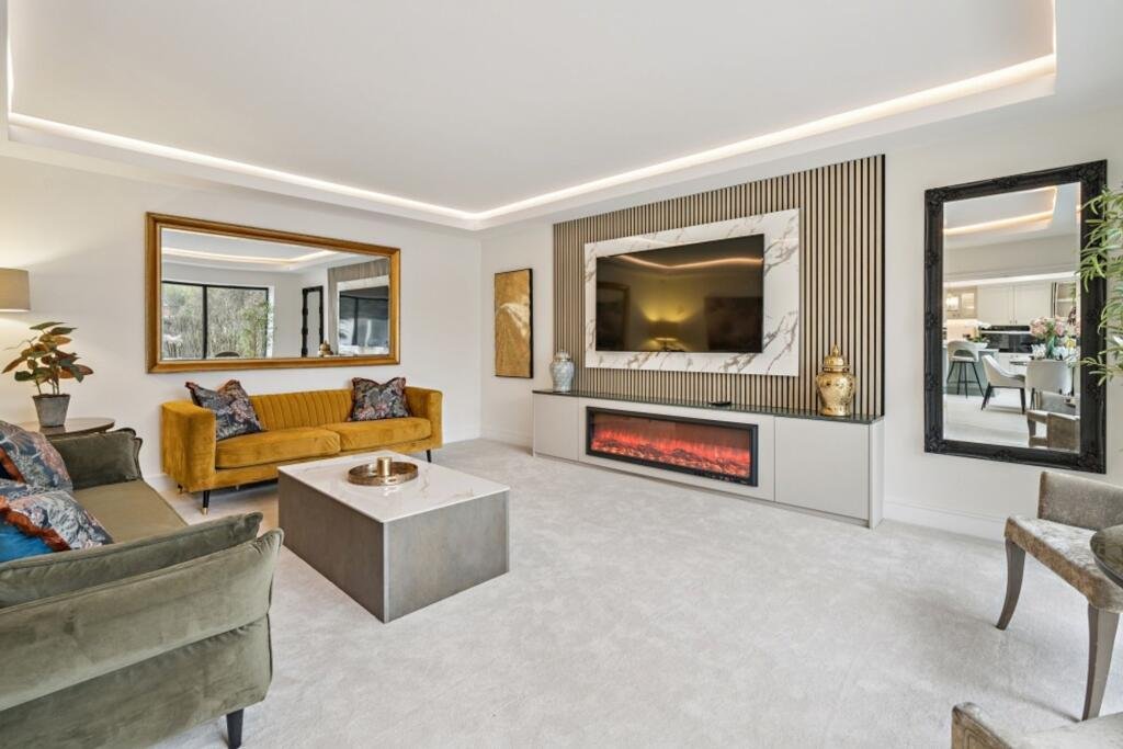 House in Bushey, Hertsmere, England 4 - 17495806