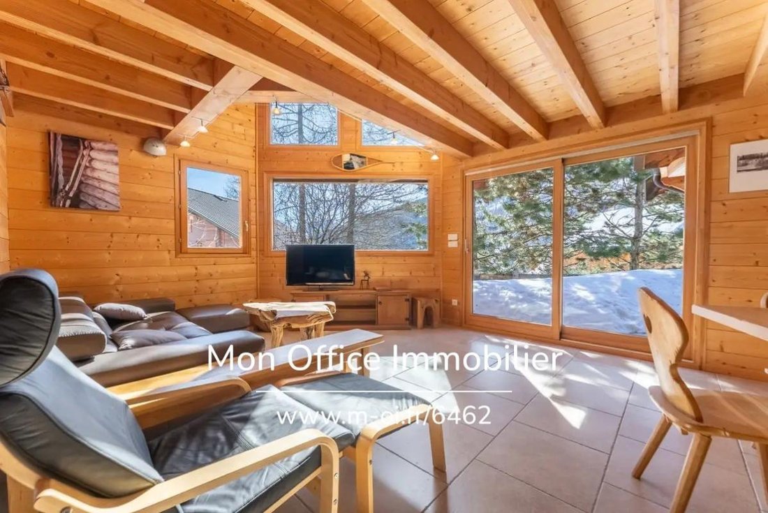 Chalet in Saint-Chaffrey, Provence-Alpes-Côte d'Azur, France 2 - 17497527