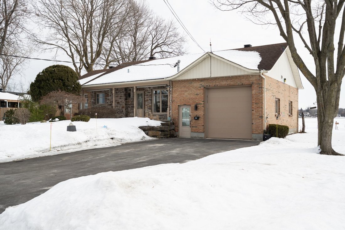 House in Montréal, Quebec, Canada 2 - 17497441