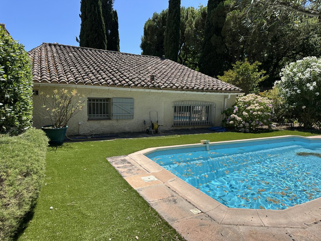 House in Grimaud, Provence-Alpes-Côte d'Azur, France 3 - 16545156