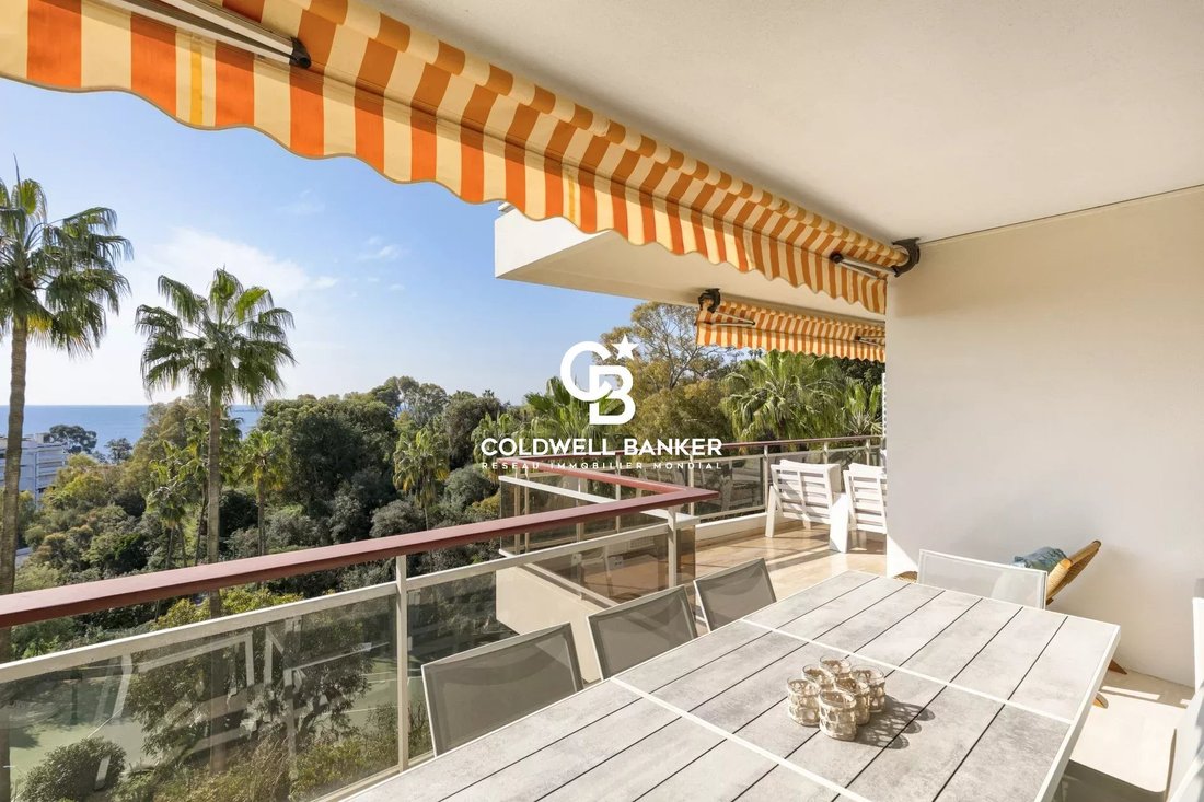 Apartment in Cannes, Provence-Alpes-Côte d'Azur, France 1 - 17497636