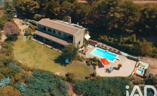 Villa in Santa Lucia del Mela, Sizilien, Italien 1