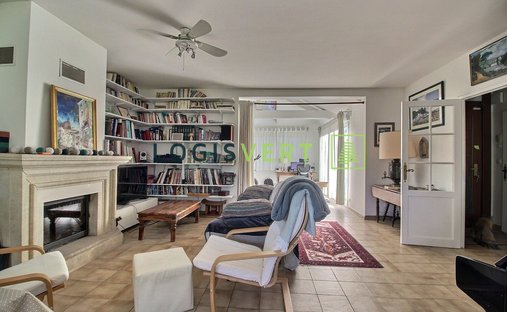 House in Orsay, Ile-de-France, France 1