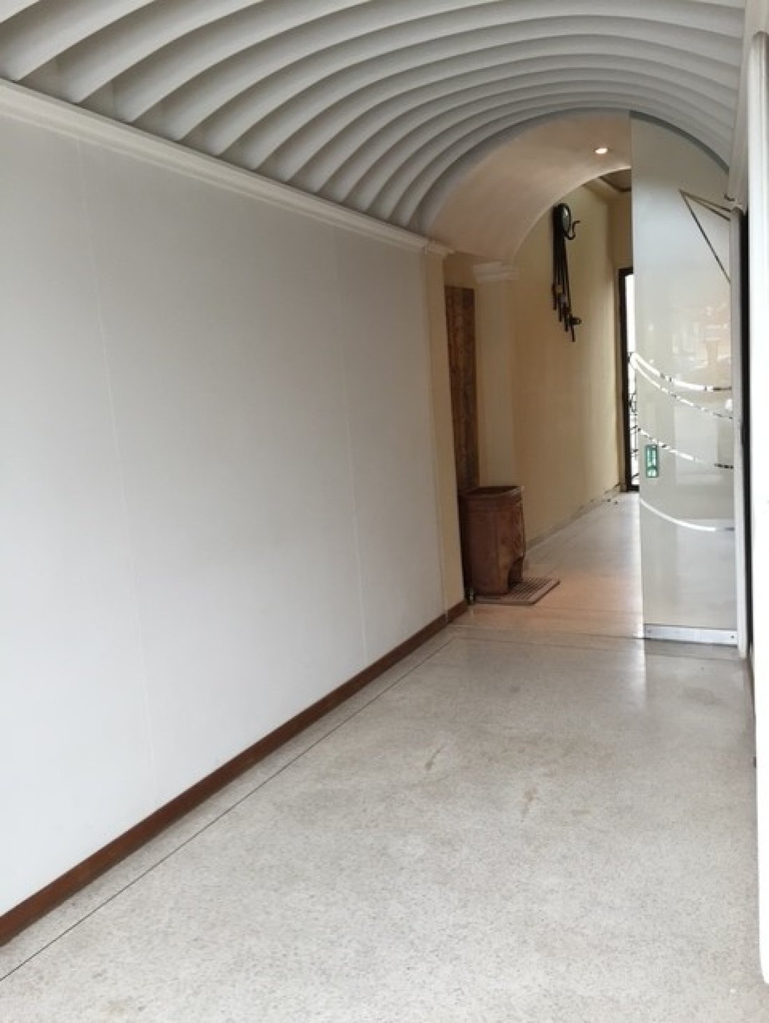 House in Zone Est Diffuse, Saint-Tropez, France 5 - 16296489
