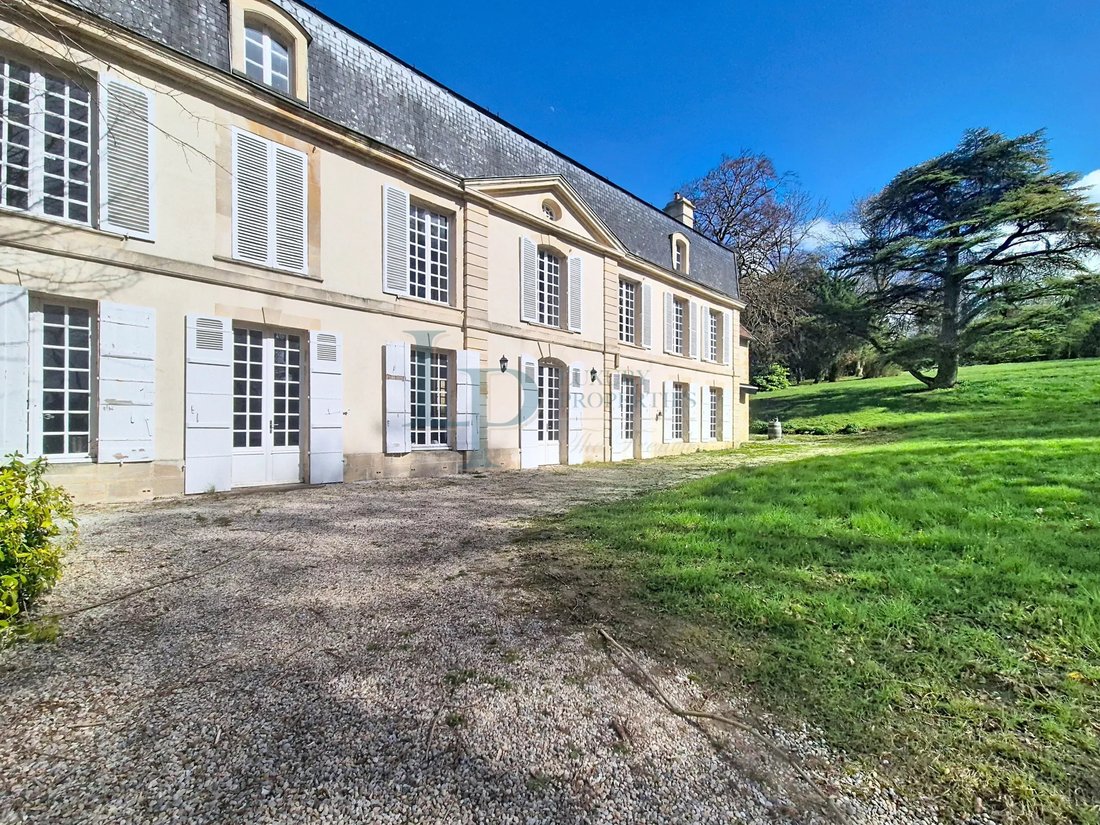 Estate in Blainville-sur-Orne, Normandy, France 1 - 17494729