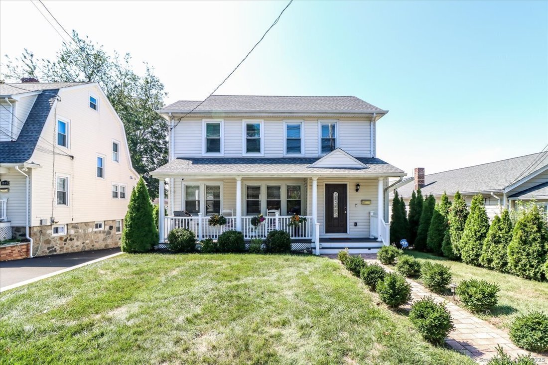 House in Stamford, Connecticut, United States 1 - 17497384