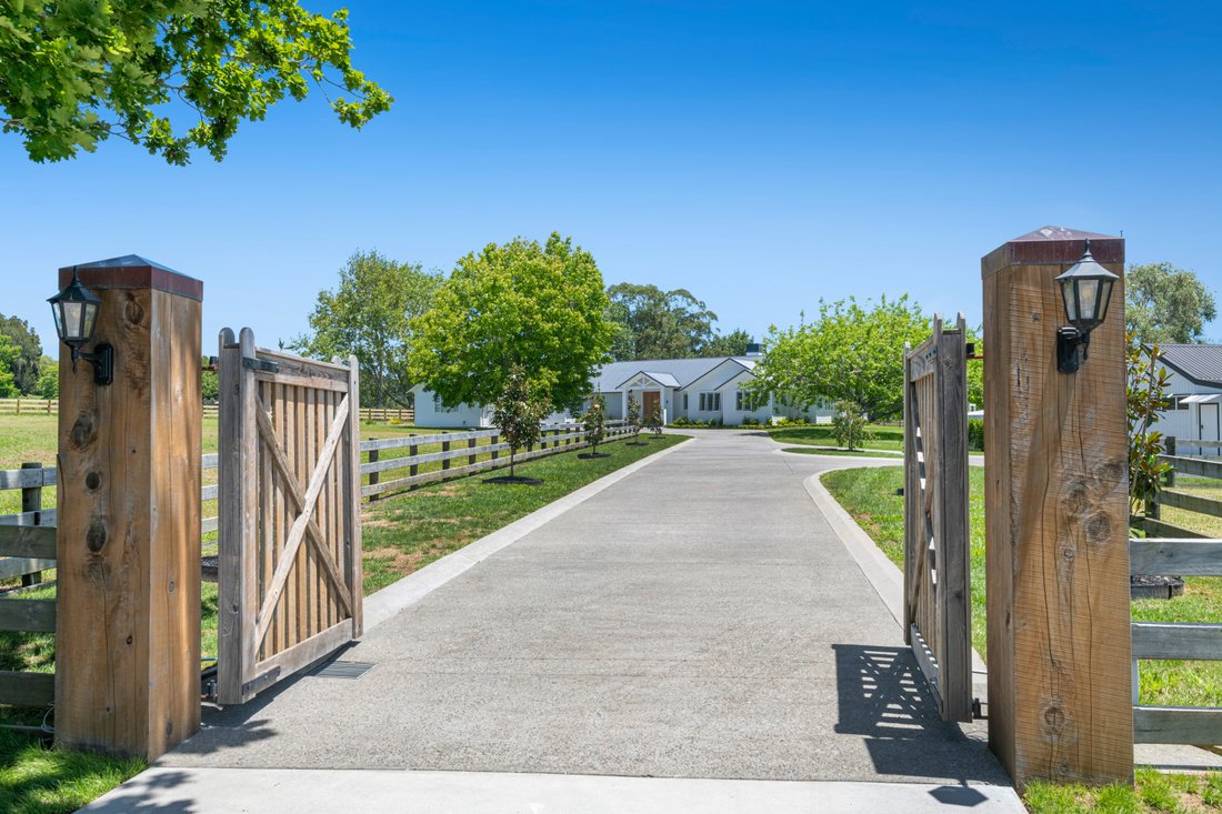 House in Dairy Flat, Auckland, New Zealand 2 - 17497241