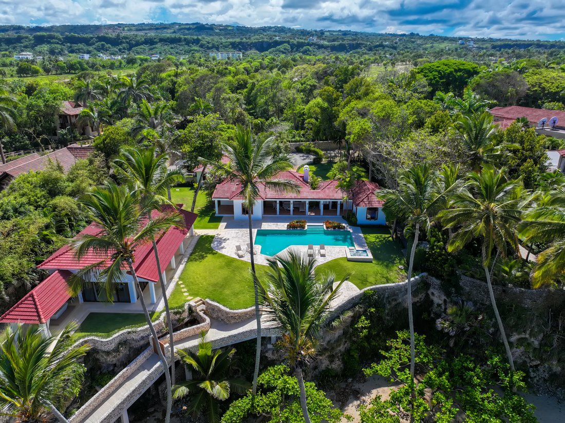 Villa in Cabrera, María Trinidad Sánchez Province, Dominican Republic 1 - 17497808
