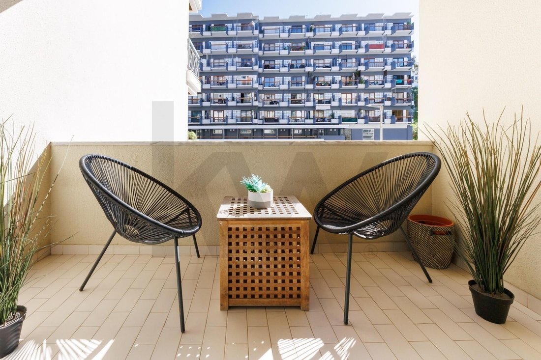 Apartment in Estoril, Cascais e Estoril, Lisbon 4 - 17499059