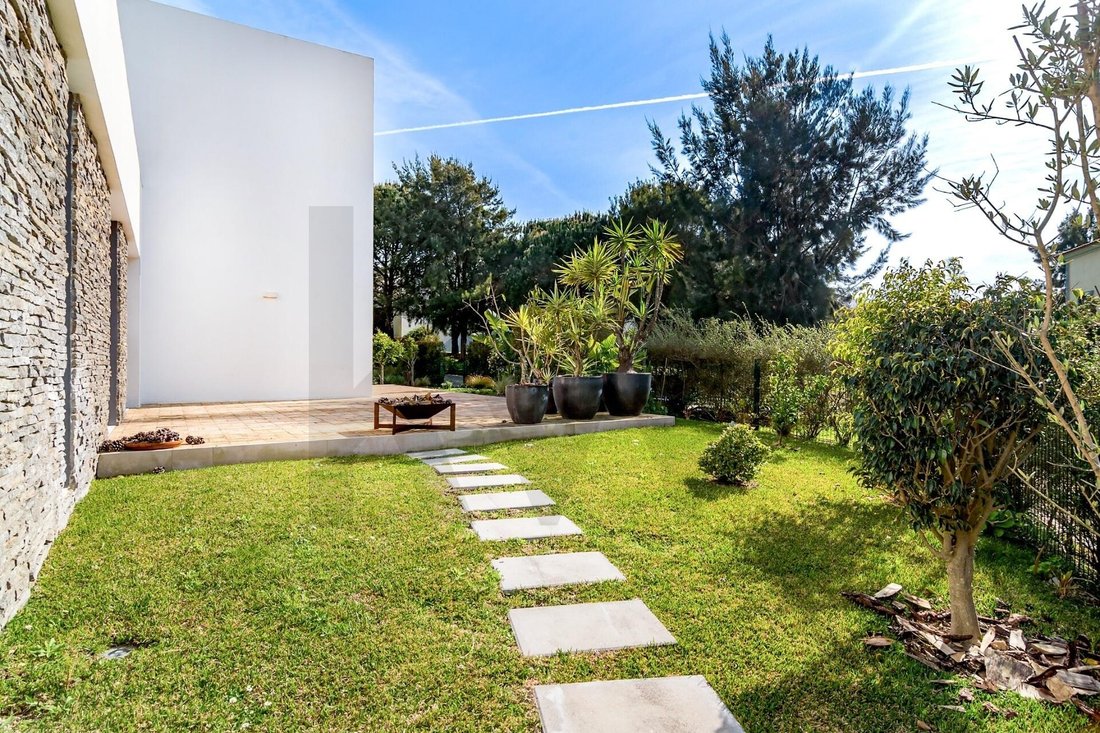 Townhouse in Algueirao-Mem Martins, Lisbon, Portugal 4 - 17427084