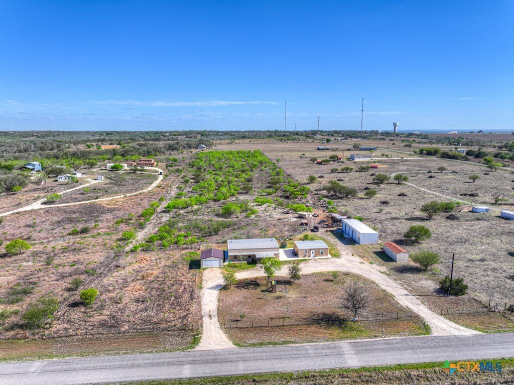 House in Seguin, Texas, United States 5 - 17498958