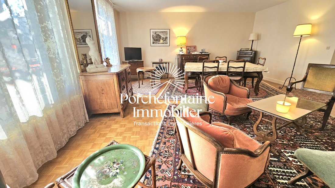 Apartment in Domaine National du Château, Versailles, France 1 - 17499605