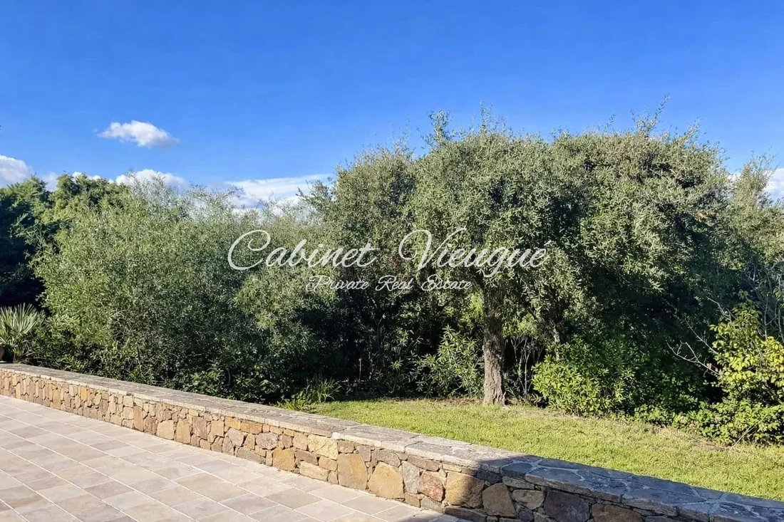 House in Grimaud, Provence-Alpes-Côte d'Azur, France 3 - 16252970