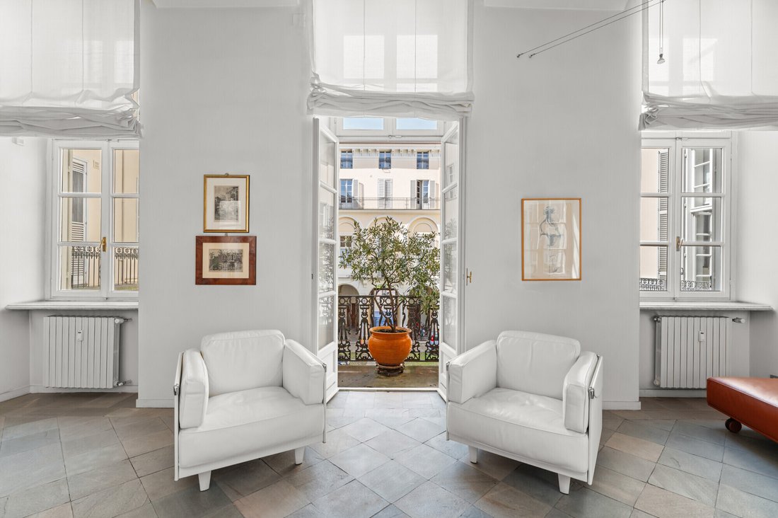 Apartment in Center, Turin, Piedmont 4 - 17499487